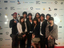 札幌国際短編映画祭で映画スタッフ・キャストたちとの写真